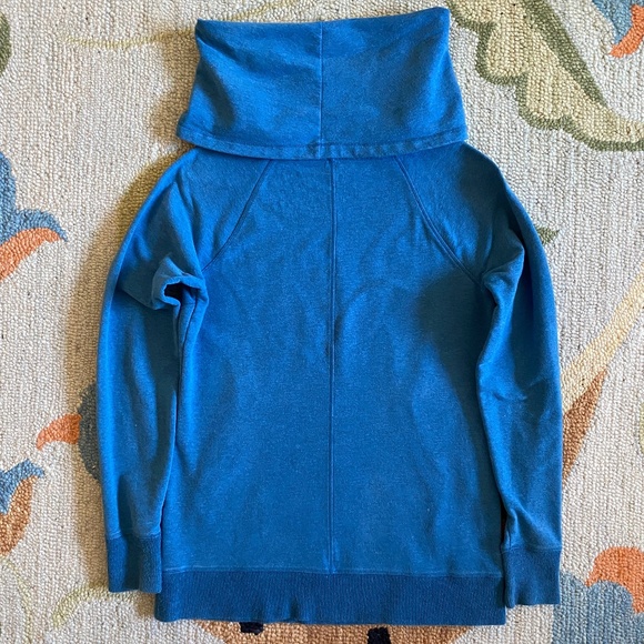 L.L. Bean I Cozy Pullover I Marine Blue Heather - Picture 2 of 16